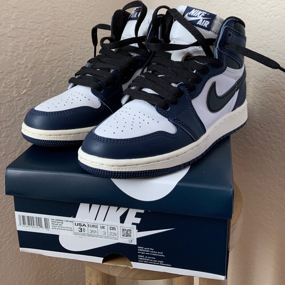 AIR JORDAN 1